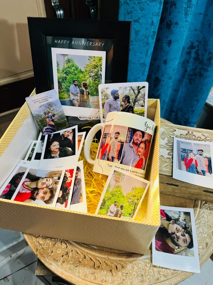 Customized Gift Hamper for Couples - Image 2